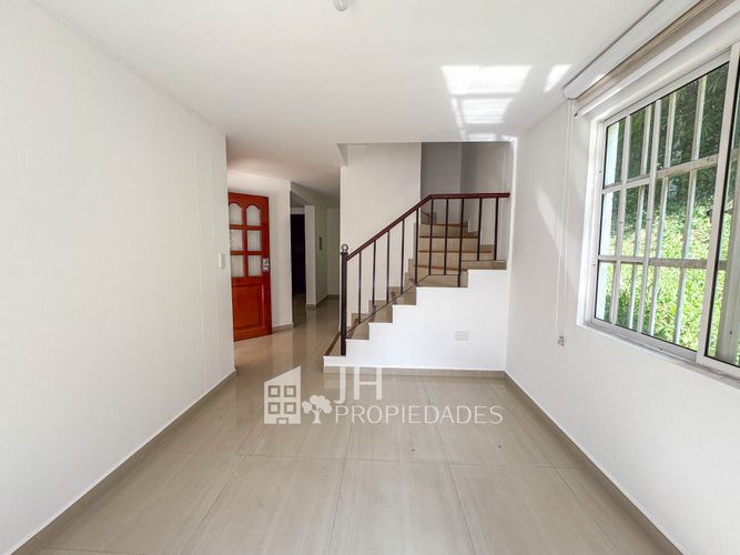 Casa en Venta en Versalles, Floridablanca - Miniatura 2