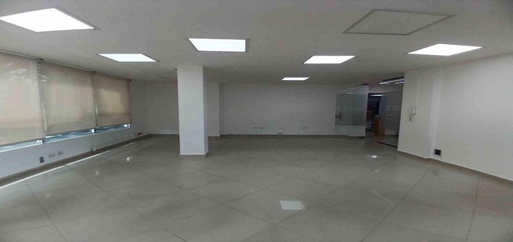 Oficina en Arriendo en Suramericana, Medellín - Miniatura 2