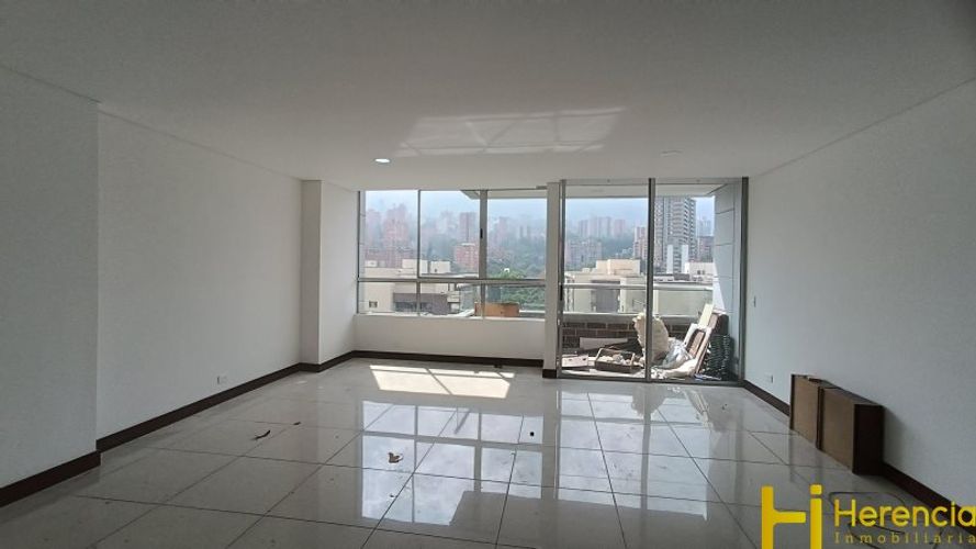 Apartamento en Arriendo en Zuñiga, Envigado - Miniatura 2