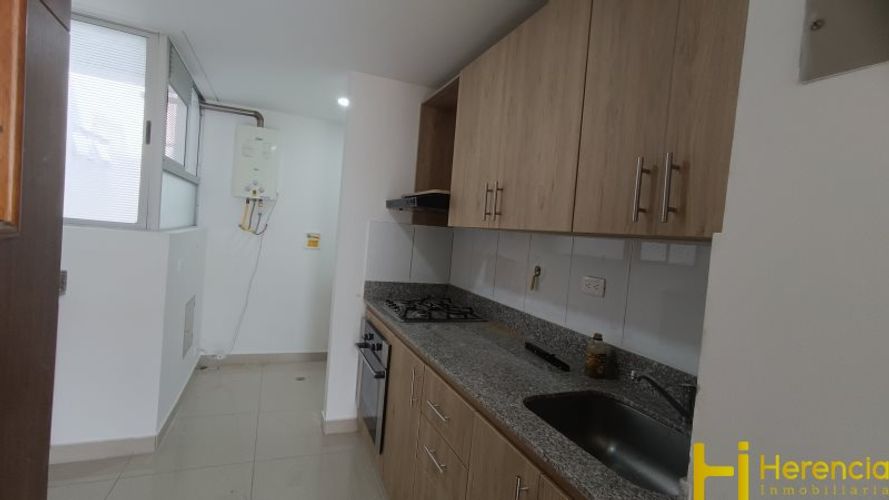 Apartamento en Arriendo en Zuñiga, Envigado - Miniatura 3