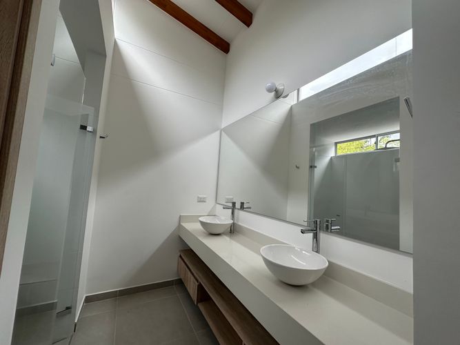 Casa en Arriendo en Gualanday, Rionegro - Miniatura 3