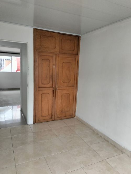 Casa en Venta en Santa Rosita, Bogotá - Miniatura 11