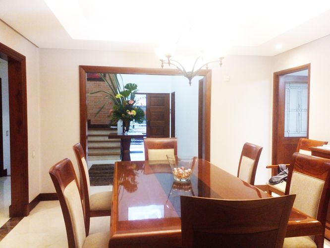 Casa en Arriendo en El Poblado, Medellín - Miniatura 3