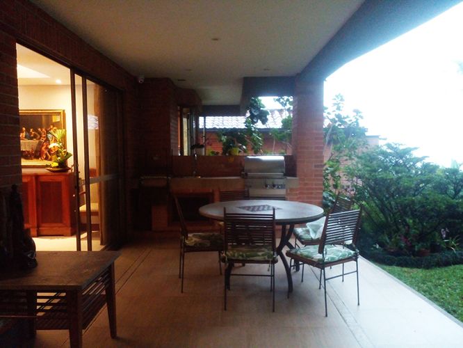 Casa en Arriendo en El Poblado, Medellín - Miniatura 13