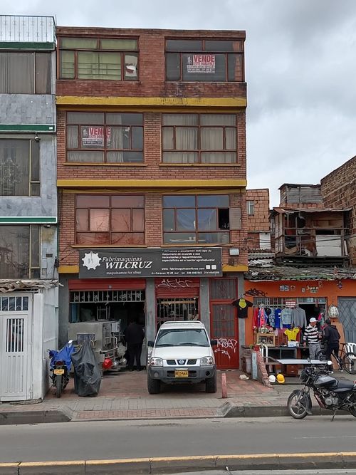 Edificio en Venta en Gustavo restrepo, Bogotá - Imagen 1