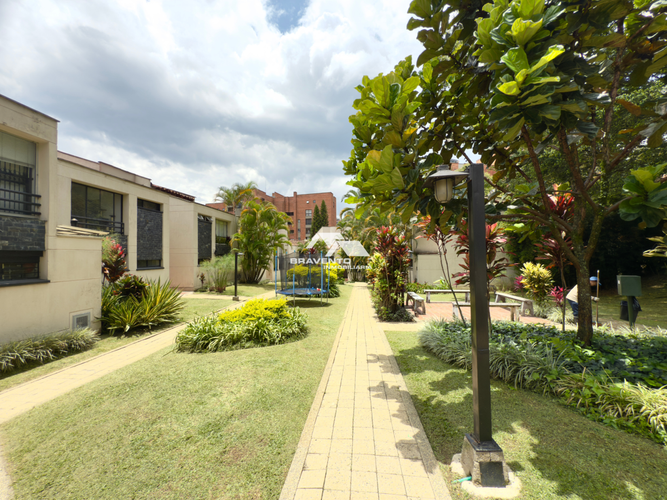 Casa en Arriendo en El Poblado, Medellín - Miniatura 15
