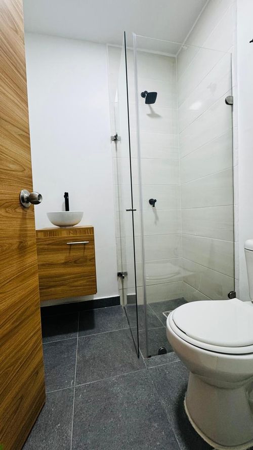 Apartaestudio en Arriendo en Zona Norte, Cali - Miniatura 9