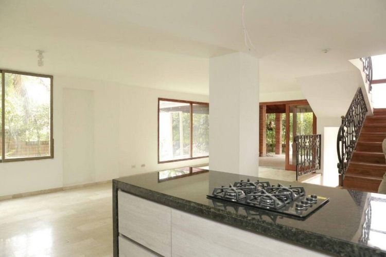 Casa en Arriendo en El Poblado, Medellín - Miniatura 3