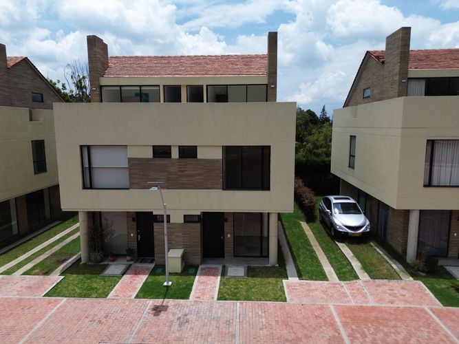 Casa en Arriendo en Fagua, Chía - Miniatura 2