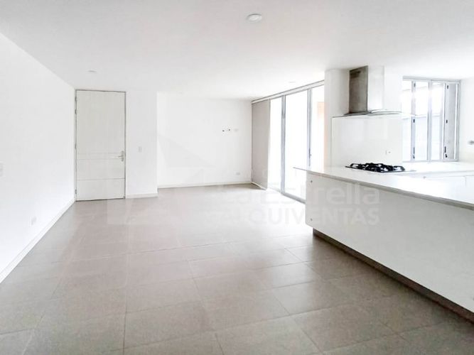 Apartamento en  Arriendo en El Poblado, Medellín - Miniatura 2