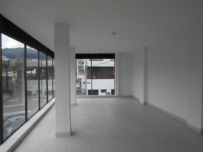 Edificio en Arriendo en 12 de Octubre, Bogotá - Miniatura 10