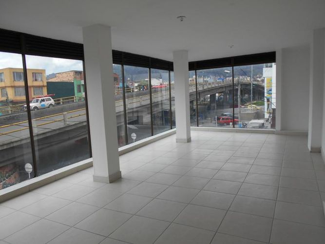 Edificio en Arriendo en 12 de Octubre, Bogotá - Miniatura 17