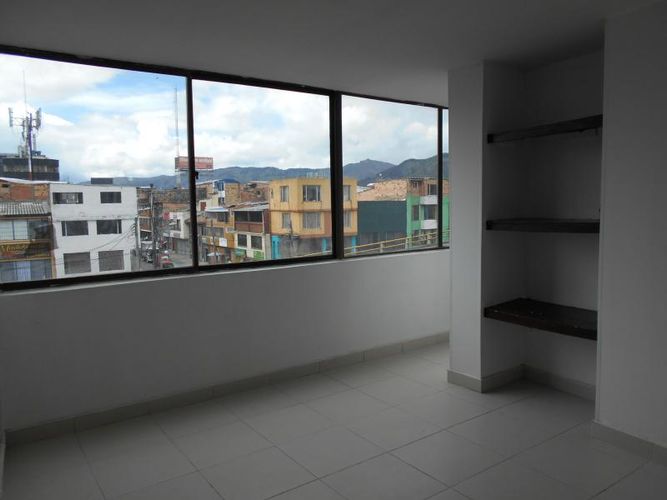 Edificio en Arriendo en 12 de Octubre, Bogotá - Miniatura 23
