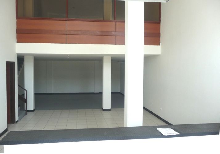 Local en  Arriendo en El piloto, Cali - Miniatura 4