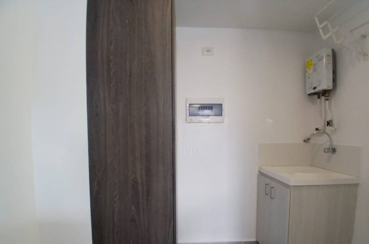Apartaestudio en Arriendo en Ciudad del Río, Medellín - Miniatura 5