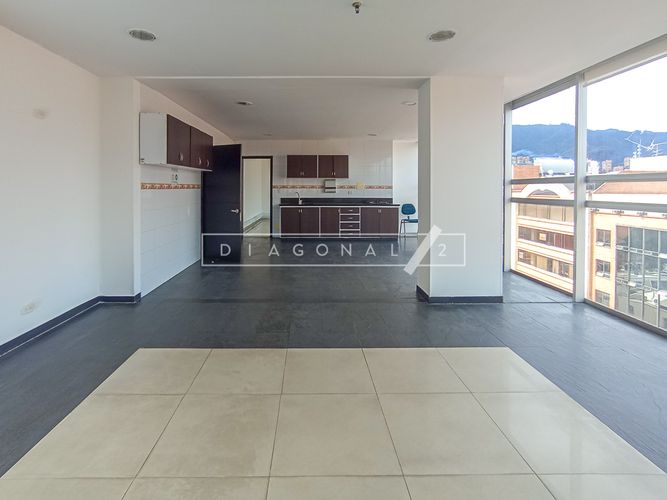 Oficina en arriendo en Chico norte, Bogotá - Miniatura 4