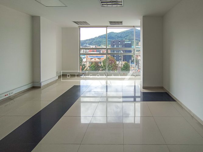 Oficina en arriendo en Chico norte, Bogotá - Miniatura 13