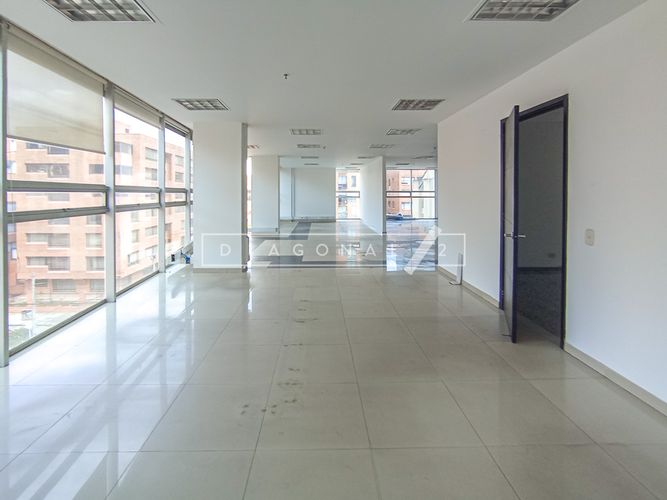 Oficina en arriendo en Chico norte, Bogotá - Miniatura 17