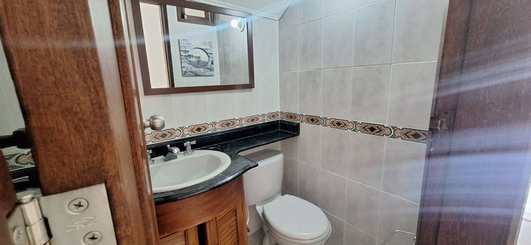Casa en Venta en Loma de los bernal, Medellín - Miniatura 2