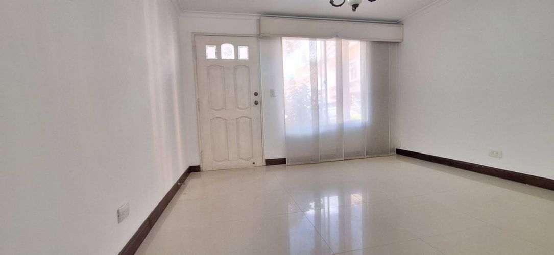 Casa en Venta en Loma de los bernal, Medellín - Miniatura 3