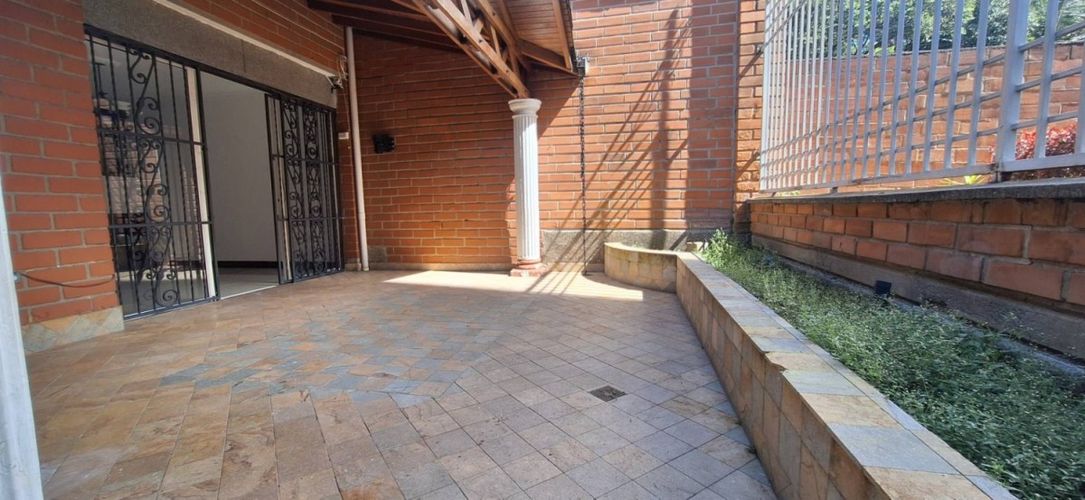 Casa en Venta en Loma de los bernal, Medellín - Miniatura 7