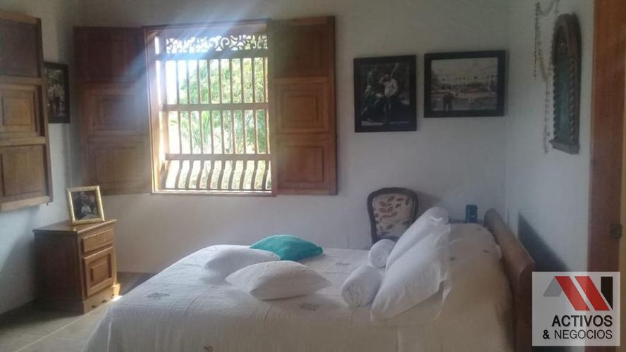 Finca en venta en La palmira, Hispania - Miniatura 26