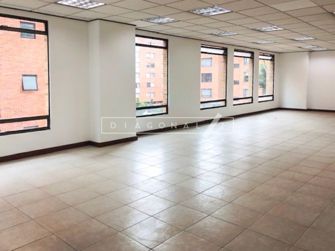Oficina en venta en El chico, Bogotá - Miniatura 2
