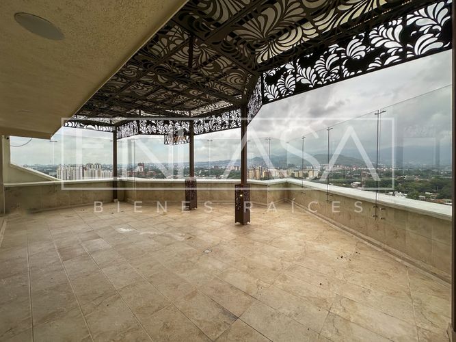 Apartamento en Venta en Los cambulos, Cali - Miniatura 4