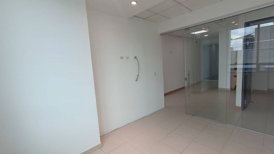 Oficina en Arriendo en Chico norte, Bogotá - Miniatura 11