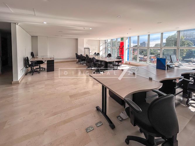 Oficina en  Venta en Barrios Unidos, Bogotá - Miniatura 11