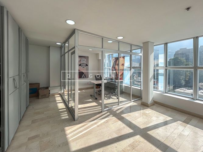Oficina en  Venta en Barrios Unidos, Bogotá - Miniatura 15