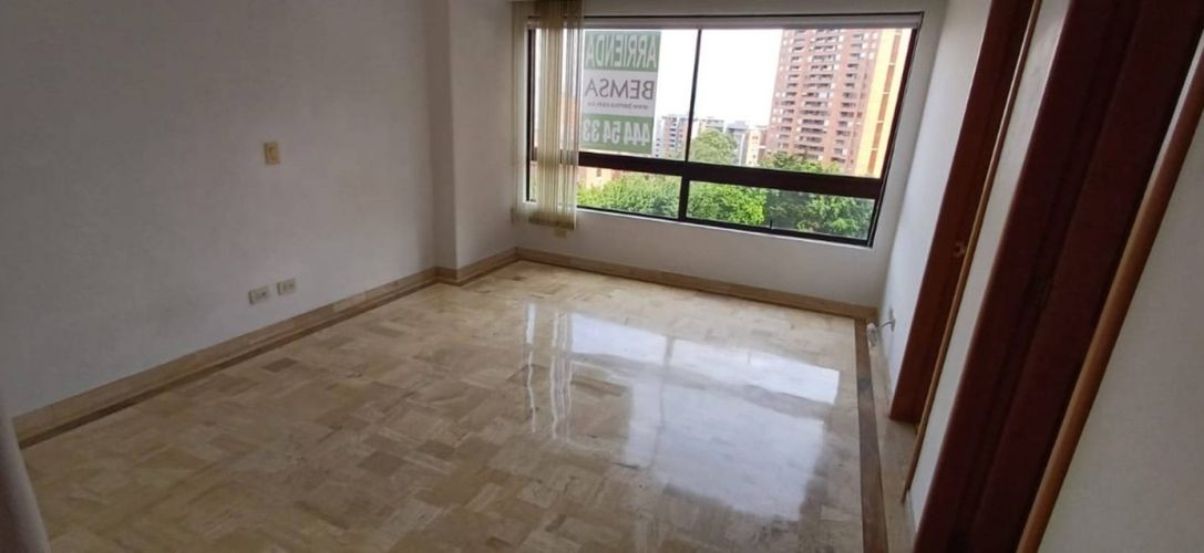 Apartamento en Arriendo en El Poblado, Medellín - Miniatura 11