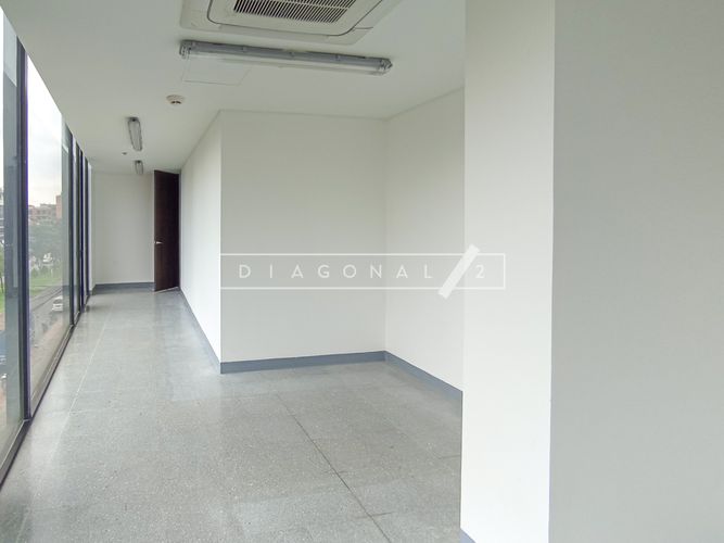 Oficina en  Arriendo en Chicó Navarra, Bogotá - Miniatura 2