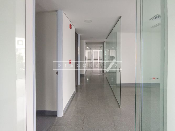 Oficina en  Arriendo en Chicó Navarra, Bogotá - Miniatura 3