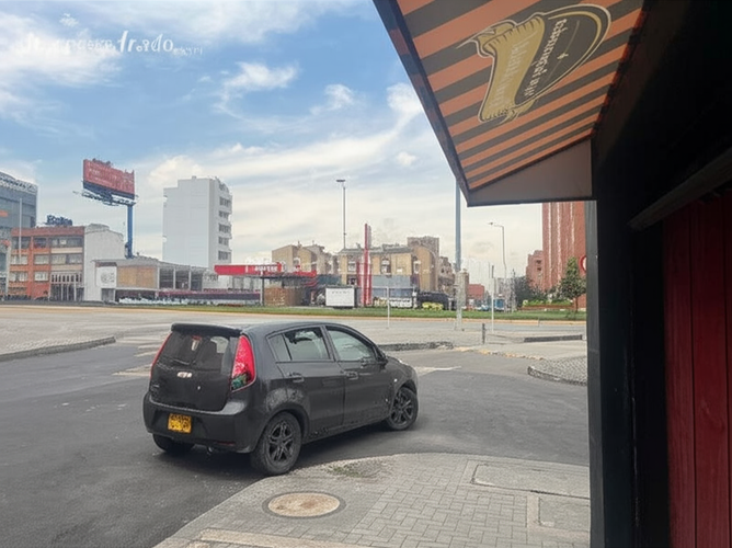 Local en Arriendo en El recuerdo, Bogotá - Miniatura 12