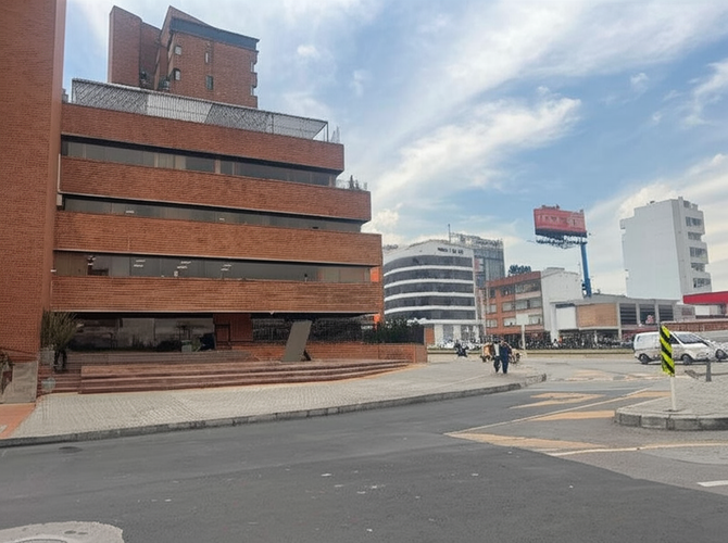 Local en Arriendo en El recuerdo, Bogotá - Miniatura 14