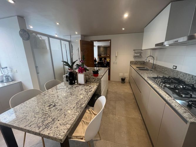 Apartamento en Venta en San patricio, Bogotá - Miniatura 2