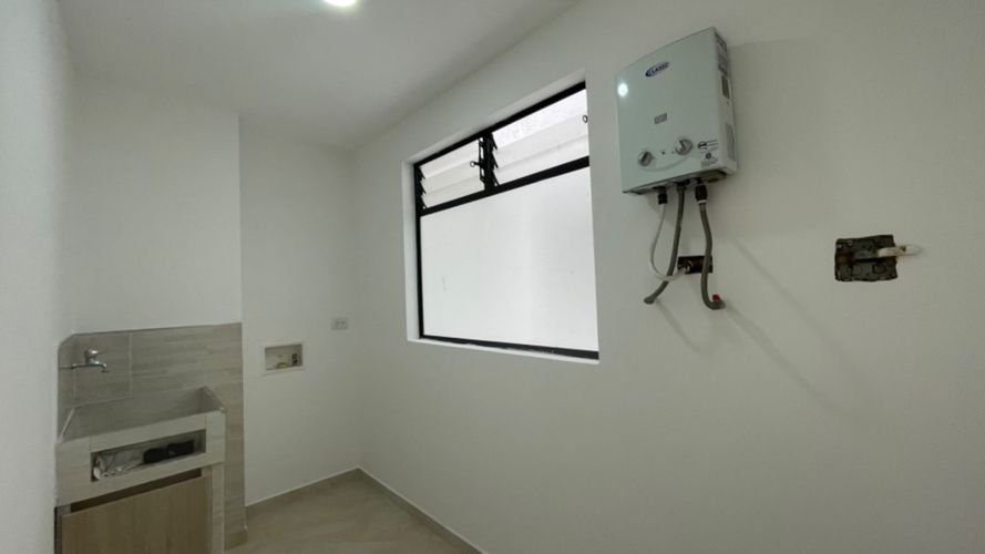 Casa en Arriendo en Simon bolivar, Itaguí - Miniatura 17