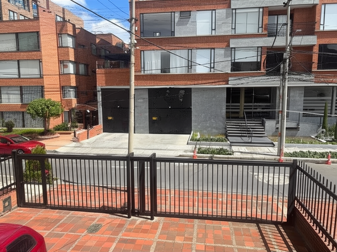 Casa en Arriendo en Chicó Navarra, Bogotá - Miniatura 15