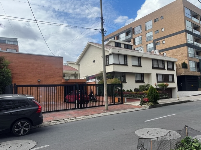 Casa en Arriendo en Chicó Navarra, Bogotá - Miniatura 16