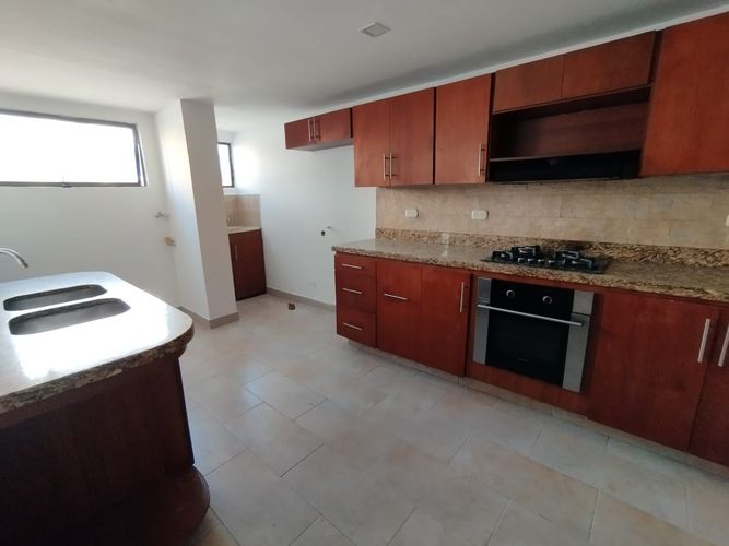 Oficina en Arriendo en La castellana, Medellín - Miniatura 7
