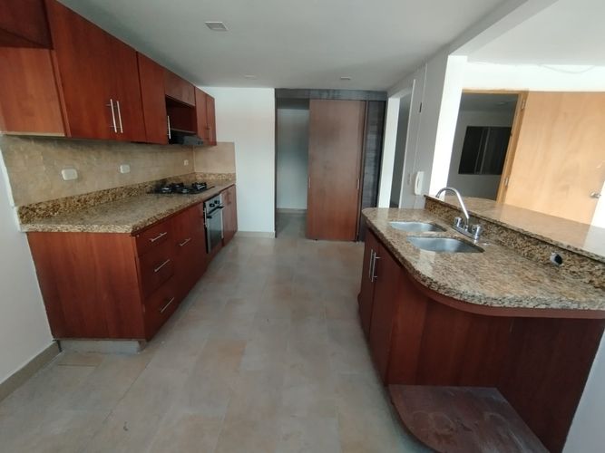 Oficina en Arriendo en La castellana, Medellín - Miniatura 8