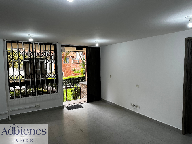Oficina en arriendo en Laureles, Medellín - Miniatura 6