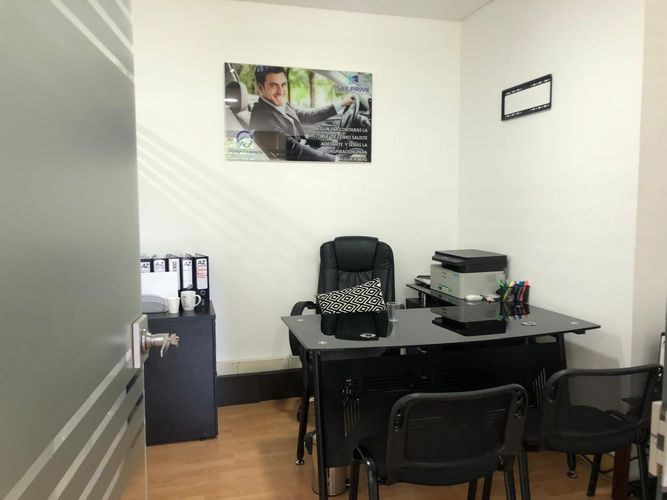 Oficina en Arriendo en Usaquen, Bogotá - Miniatura 9