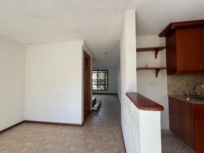 Casa en Arriendo en Envigado - Miniatura 6