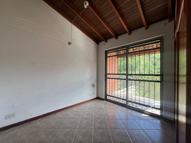 Casa en Arriendo en Envigado - Miniatura 10