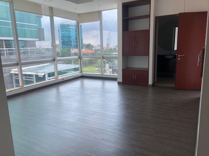 Oficina en Arriendo en Santa ana occidental, Bogotá - Miniatura 16