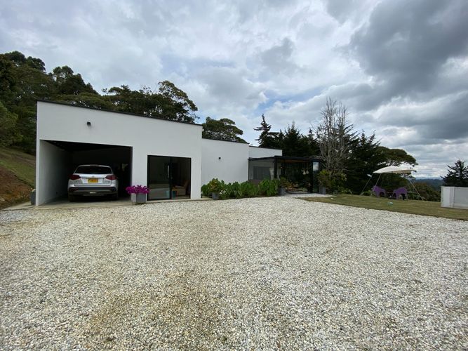 Finca en Arriendo en La ceja - Miniatura 3