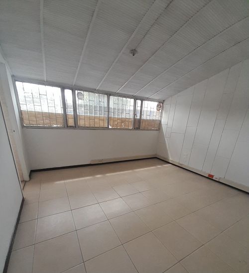 Oficina en arriendo en Ciudad bachue, Bogotá - Miniatura 12