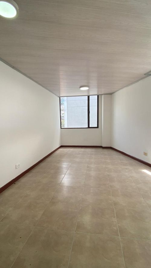 Oficina en Arriendo en Antiguo country, Bogotá - Miniatura 2